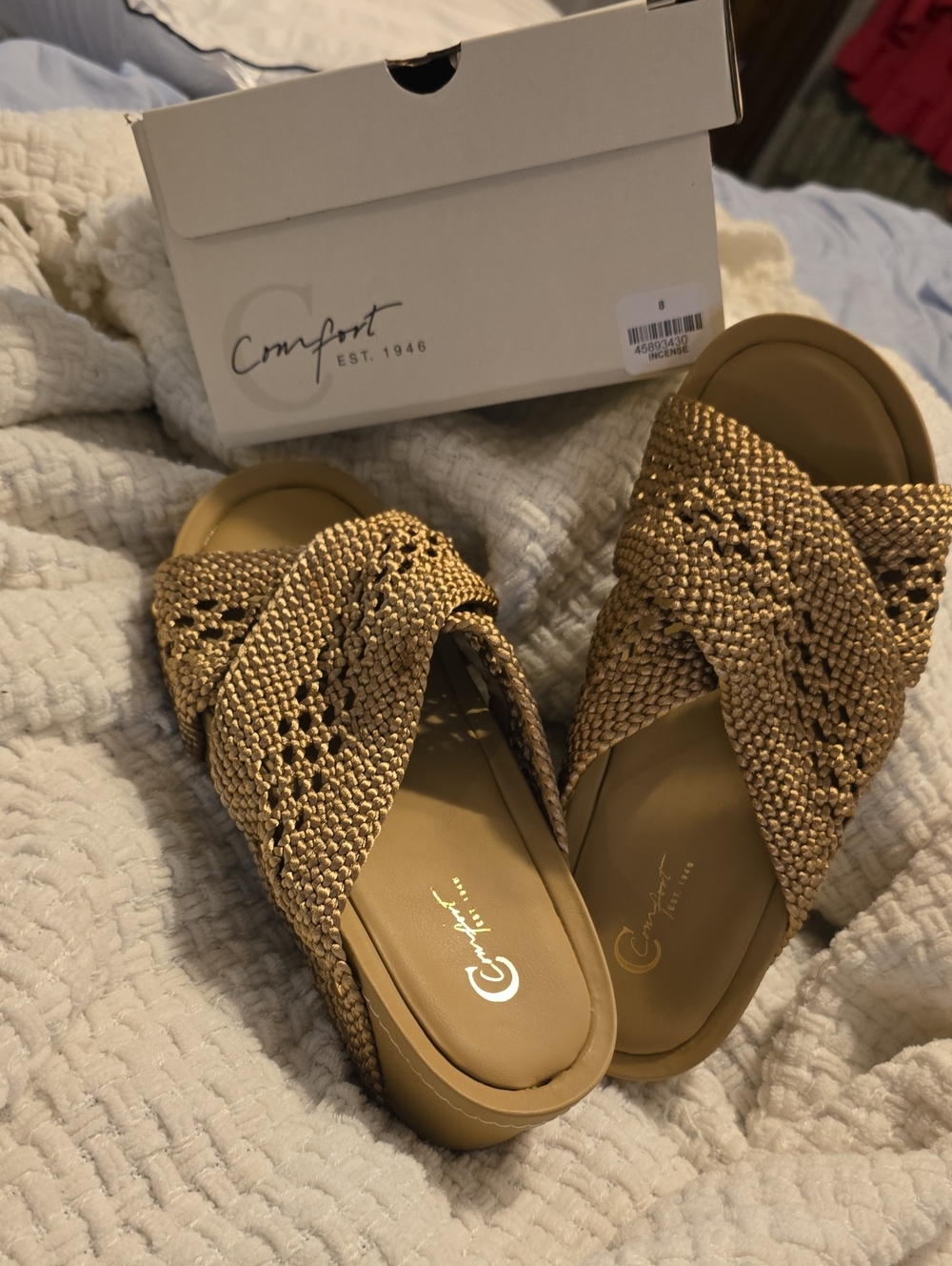 Comfort Cross‑Strap Woven Slide Sandal in Tan